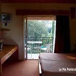 Au Bois Fleuri Les Chambres D'Hotes Nocleg ze śniadaniem Roquebrune-sur Argens