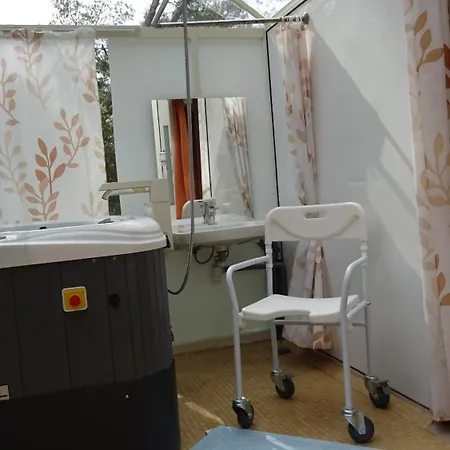 Les D'hotes Au Bois Fleuri 로크부른수르알젠스