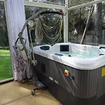 莱斯伯瓦斯弗洛里酒店