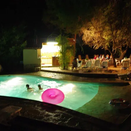 Bed & Breakfast Les Chambres D'Hotes Au Bois Fleuri Roquebrune-sur-Argens