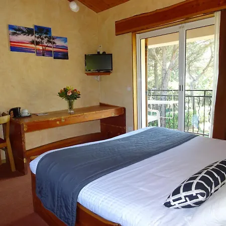 Les D'hotes Au Bois Fleuri * Roquebrune-sur Argens