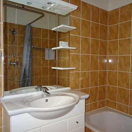 Les D'hotes Au Bois Fleuri Oda ve Kahvaltı *