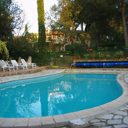 Frühstückspension Les D'hotes Au Bois Fleuri Roquebrune-sur Argens