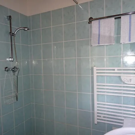 Frühstückspension Les D'hotes Au Bois Fleuri 4*