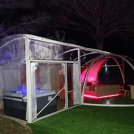 فندق مبيت وإفطار Au Bois Fleuri Les D'hotes