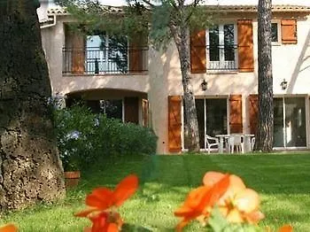 Les D'hotes Au Bois Fleuri Oda ve Kahvaltı *