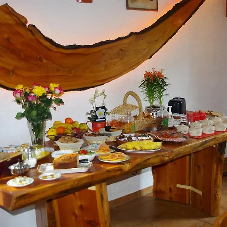 Oda ve Kahvaltı Les D'hotes Au Bois Fleuri *