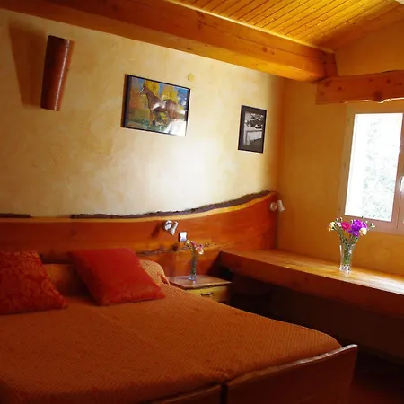 Les D'hotes Au Bois Fleuri * Roquebrune-sur Argens